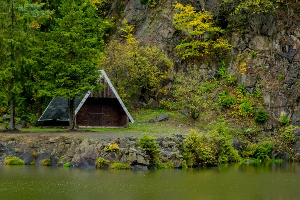 Őszi Nap Gyönyörű Türingiai Erdőben Bergsee Ebertswiese Németország — Stock Fotó