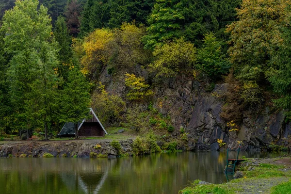 Giornata Autunnale Nella Bellissima Foresta Della Turingia Bergsee Ebertswiese Germania — Foto Stock