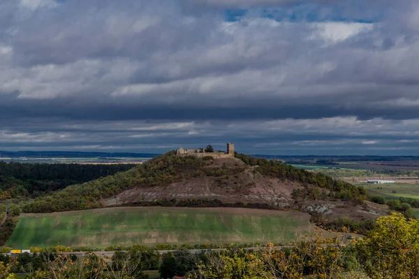 Thüringen Havzası 'nda Üç Eşitlik etrafında yürüyüş - Drei Gleichen / Almanya