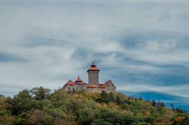 Thüringen Havzası 'nda Üç Eşitlik etrafında yürüyüş - Drei Gleichen / Almanya