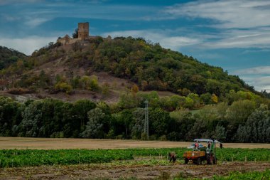 Thüringen Havzası 'nda Üç Eşitlik etrafında yürüyüş - Drei Gleichen / Almanya