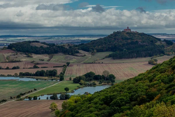 Passeggiata Intorno Tre Uguali Nel Bacino Autunnale Della Turingia Drei — Foto Stock