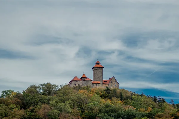 Thüringen Havzası 'nda Üç Eşitlik etrafında yürüyüş - Drei Gleichen / Almanya