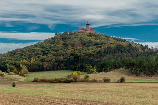 Thüringen Havzası 'nda Üç Eşitlik etrafında yürüyüş - Drei Gleichen / Almanya