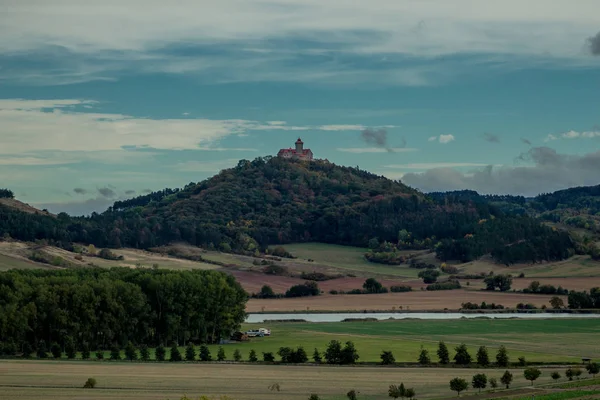 Thüringen Havzası 'nda Üç Eşitlik etrafında yürüyüş - Drei Gleichen / Almanya