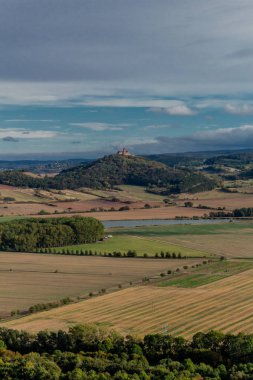 Thüringen Havzası 'nda Üç Eşitlik etrafında yürüyüş - Drei Gleichen / Almanya