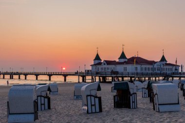 Binzer Ostseestrand 'da gün doğumu - Binz / Ostsee / Deutschland