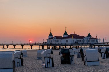 Binzer Ostseestrand 'da gün doğumu - Binz / Ostsee / Deutschland