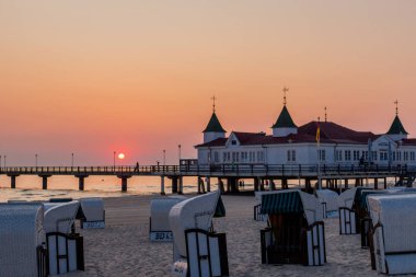 Binzer Ostseestrand 'da gün doğumu - Binz / Ostsee / Deutschland
