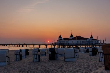 Binzer Ostseestrand 'da gün doğumu - Binz / Ostsee / Deutschland