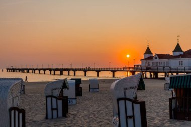 Binzer Ostseestrand 'da gün doğumu - Binz / Ostsee / Deutschland