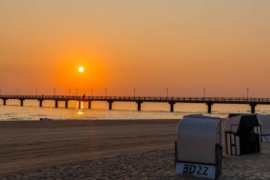 Binzer Ostseestrand 'da gün doğumu - Binz / Ostsee / Deutschland