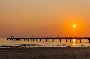 Binzer Ostseestrand 'da gün doğumu - Binz / Ostsee / Deutschland