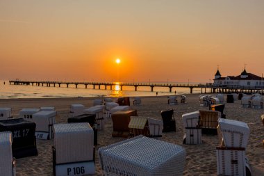 Binzer Ostseestrand 'da gün doğumu - Binz / Ostsee / Deutschland