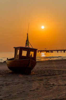 Binzer Ostseestrand 'da gün doğumu - Binz / Ostsee / Deutschland