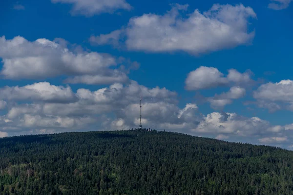 Zonnige Excursie Een Zomerdag Door Het Fichtelgebergte Bischofsgruen Duitsland — Stockfoto