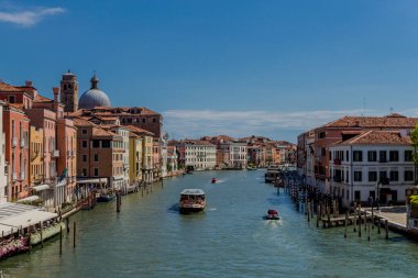 Venedik 'te tatil ve İtalyan yazı hissi - İtalya / Venedik