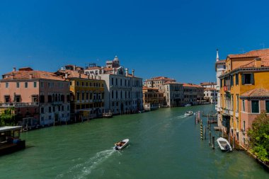 Venedik 'te tatil ve İtalyan yazı hissi - İtalya / Venedik