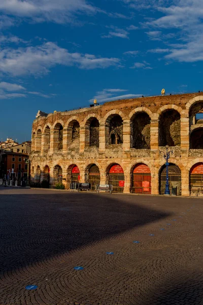 Holiday Italian Summer Feeling Verona Italy Venetia — стоковое фото