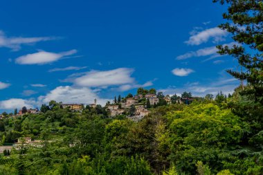 Bergamo 'da tatil ve İtalyan yazı hissi - İtalya / Lombardiya