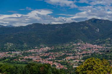 Bergamo 'da tatil ve İtalyan yazı hissi - İtalya / Lombardiya