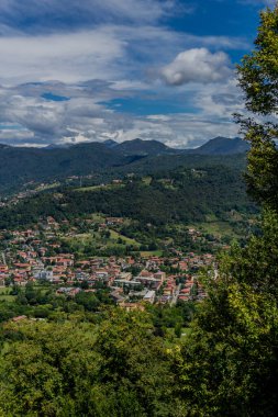 Bergamo 'da tatil ve İtalyan yazı hissi - İtalya / Lombardiya