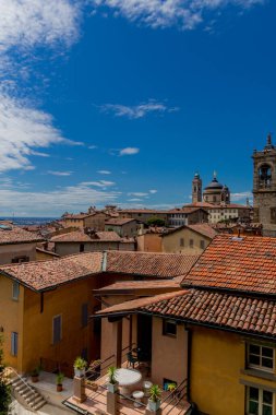 Bergamo 'da tatil ve İtalyan yazı hissi - İtalya / Lombardiya
