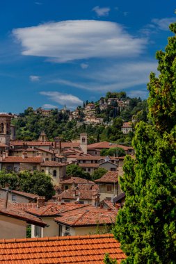 Bergamo 'da tatil ve İtalyan yazı hissi - İtalya / Lombardiya