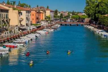Tatil ve İtalyan yazı Garda Gölü - İtalya / Avrupa