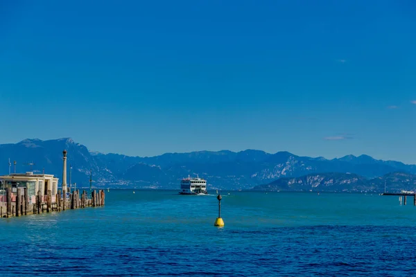 Rekreační Italský Letní Pocit Podél Jezera Garda Itálie Evropa — Stock fotografie