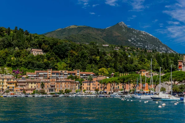 ガルダ湖に沿って休日とイタリアの夏の気分 イタリア ヨーロッパ — ストック写真