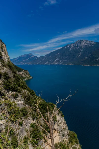 Vacaciones Sensación Verano Italiano Largo Del Lago Garda Italia Europa — Foto de Stock