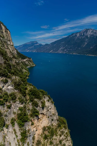 Vacaciones Sensación Verano Italiano Largo Del Lago Garda Italia Europa — Foto de Stock