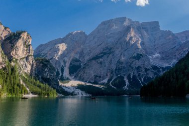 Güney Tyrol Alpleri 'nde yaz tatili ve yürüyüş hissi - Güney Tyrol / İtalya
