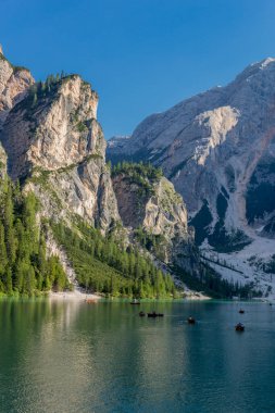 Güney Tyrol Alpleri 'nde yaz tatili ve yürüyüş hissi - Güney Tyrol / İtalya