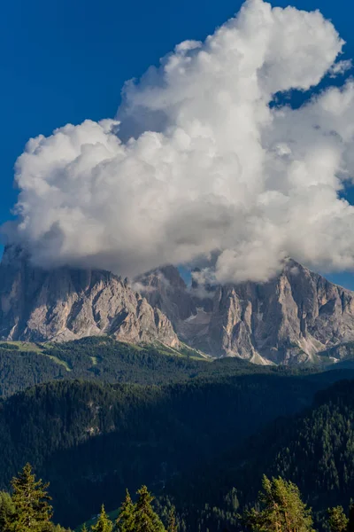 Passeio Exploração Pelas Belas Montanhas Tirolesas Sul Tirol Sul Itália — Fotografia de Stock