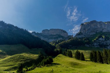 İsviçre 'deki Appenzell dağlarında güzel bir keşif turu. - Appenzell / Alpstein / İsviçre