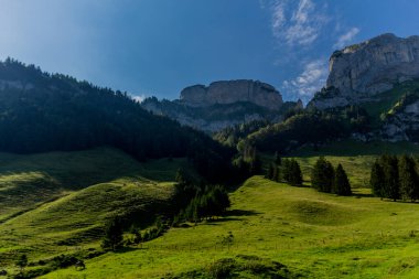 İsviçre 'deki Appenzell dağlarında güzel bir keşif turu. - Appenzell / Alpstein / İsviçre