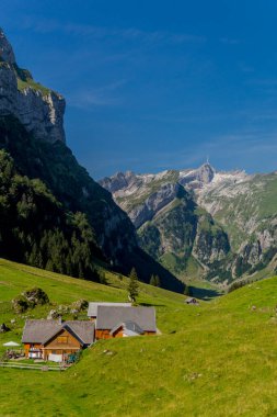 İsviçre 'deki Appenzell dağlarında güzel bir keşif turu. - Appenzell / Alpstein / İsviçre