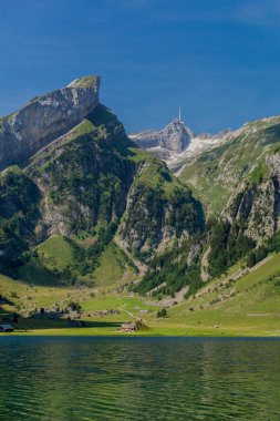 İsviçre 'deki Appenzell dağlarında güzel bir keşif turu. - Appenzell / Alpstein / İsviçre