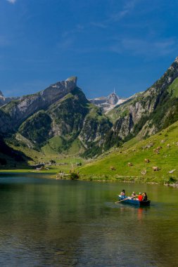 İsviçre 'deki Appenzell dağlarında güzel bir keşif turu. - Appenzell / Alpstein / İsviçre