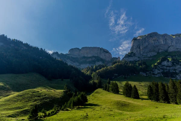 Belo Passeio Exploração Pelas Montanhas Appenzell Suíça Appenzell Alpstein Suíça — Fotografia de Stock