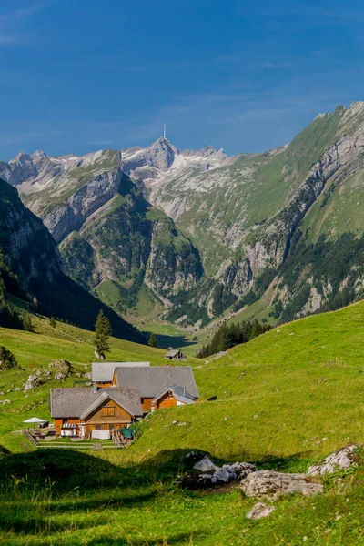 스위스의아 산맥을 지나는 아름다운 여행이었습니다 Appenzell Alpstein Switzerland — 스톡 사진