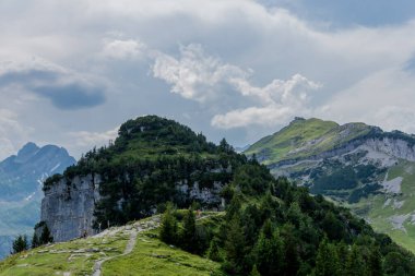İsviçre 'deki Appenzell dağlarında güzel bir keşif turu. - Appenzell / Alpstein / İsviçre