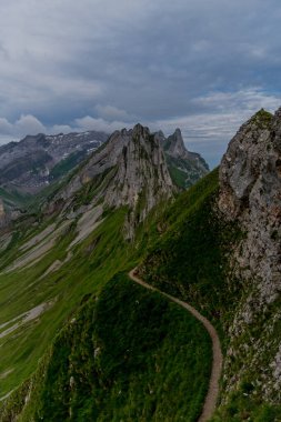 İsviçre 'deki Appenzell dağlarında güzel bir keşif turu. - Appenzell / Alpstein / İsviçre