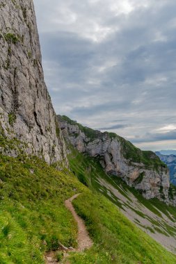 İsviçre 'deki Appenzell dağlarında güzel bir keşif turu. - Appenzell / Alpstein / İsviçre