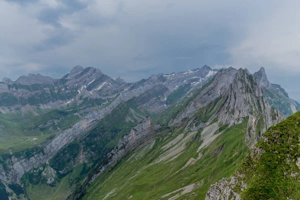 Hermoso Recorrido Exploración Por Las Montañas Appenzell Suiza Appenzell Alpstein — Foto de Stock