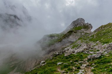 İsviçre 'deki Appenzell dağlarında güzel bir keşif turu. - Appenzell / Alpstein / İsviçre