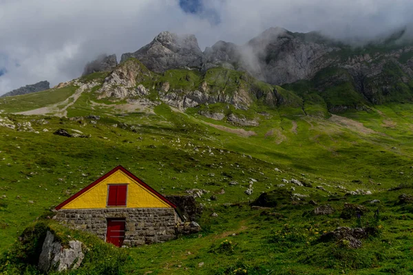 Прекрасна Екскурсія Горах Аппенцелл Швейцарії Appenzell Alpstein Switzerland — стокове фото
