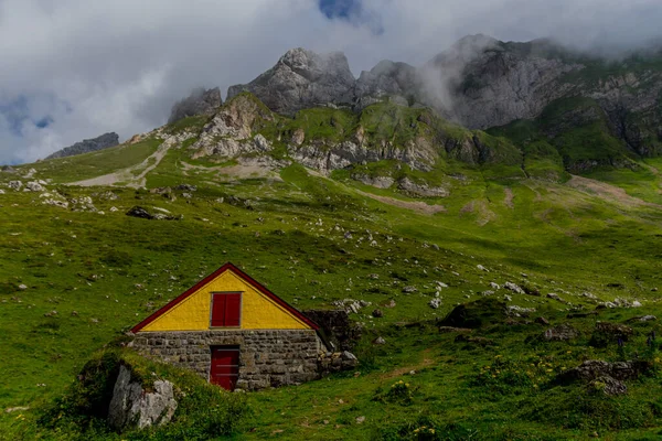 Vacker Upptäcktsfärd Genom Appenzellbergen Schweiz Appenzell Alpstein Schweiz — Stockfoto